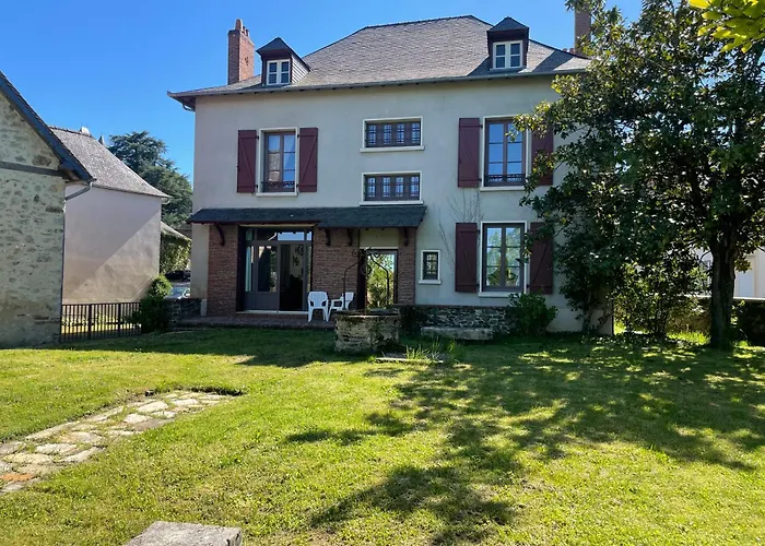 Maison Mere